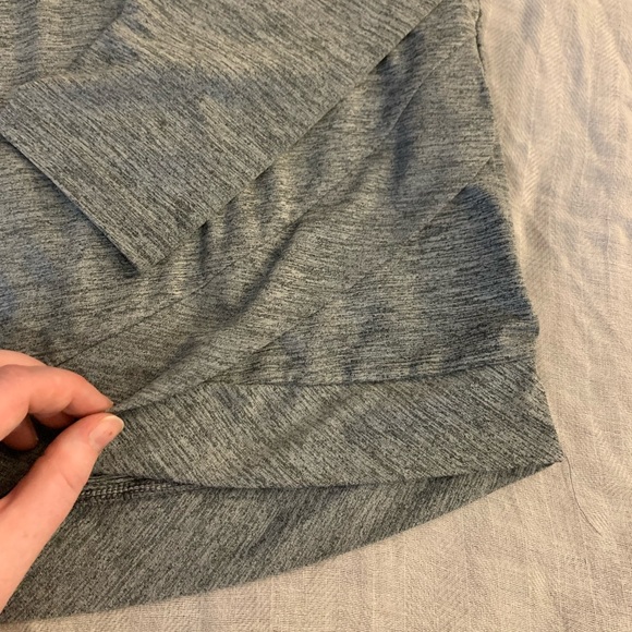 Super soft Puma athletic top - Picture 2 of 5